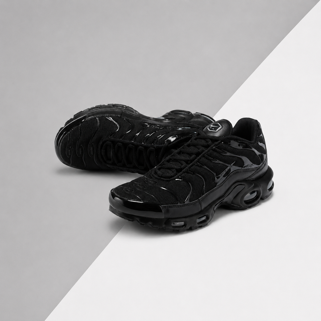 Nike Air Max Plus TN Triple Black