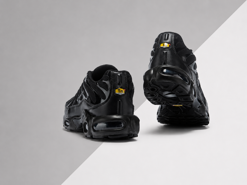Nike Air Max Plus TN Triple Black