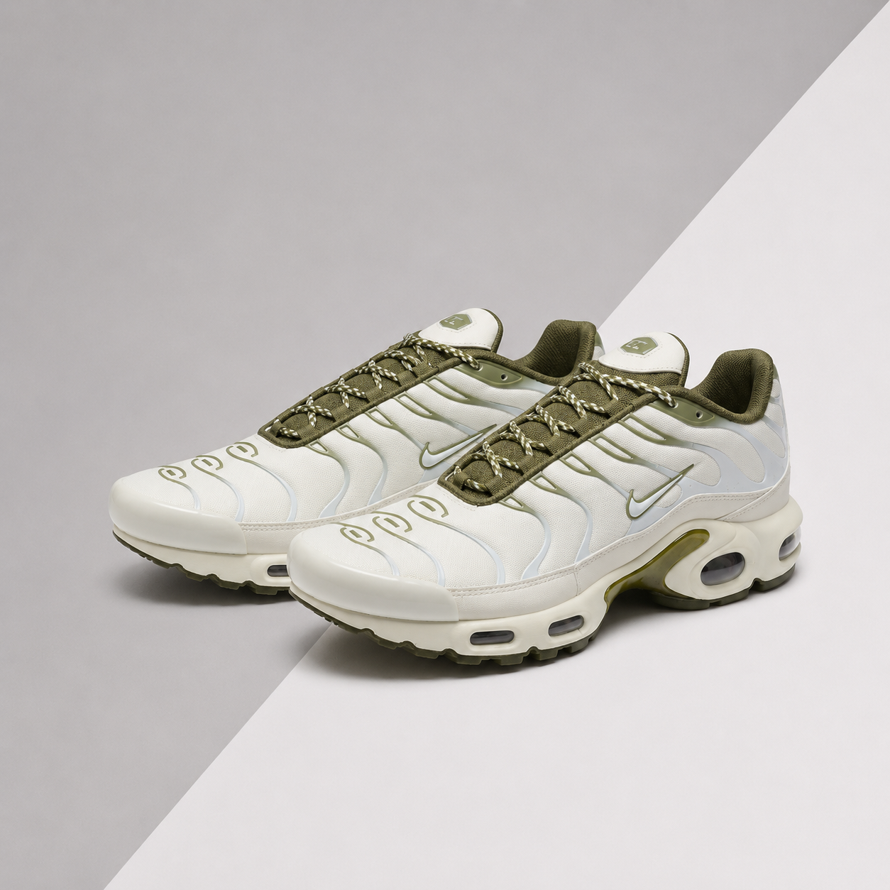 Nike Air Max Plus TN Bone Olive