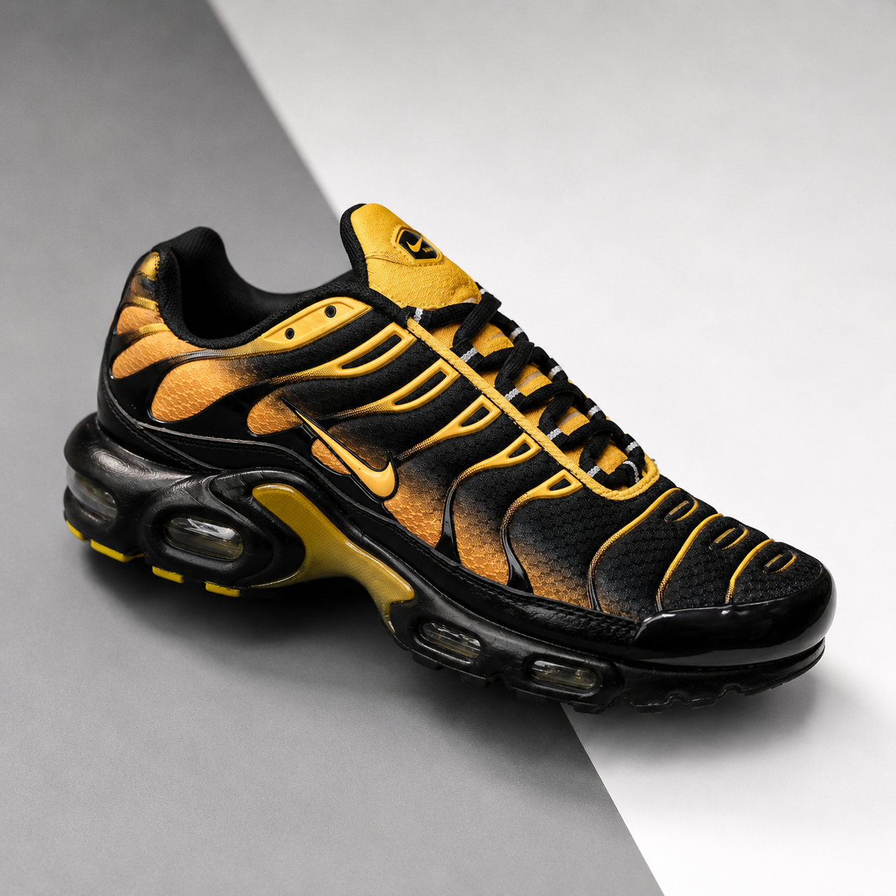 Nike Air Max TN Black Sundial